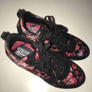 flower skechers